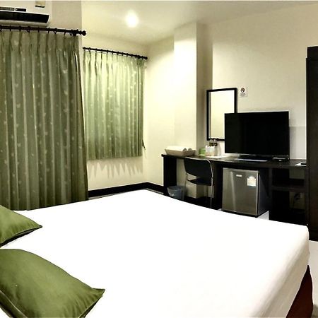 T.P. Place Hotel Phang Nga Ngoại thất bức ảnh