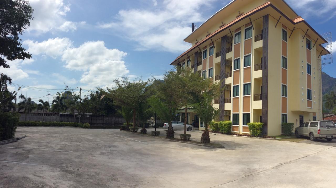 T.P. Place Hotel Phang Nga Ngoại thất bức ảnh